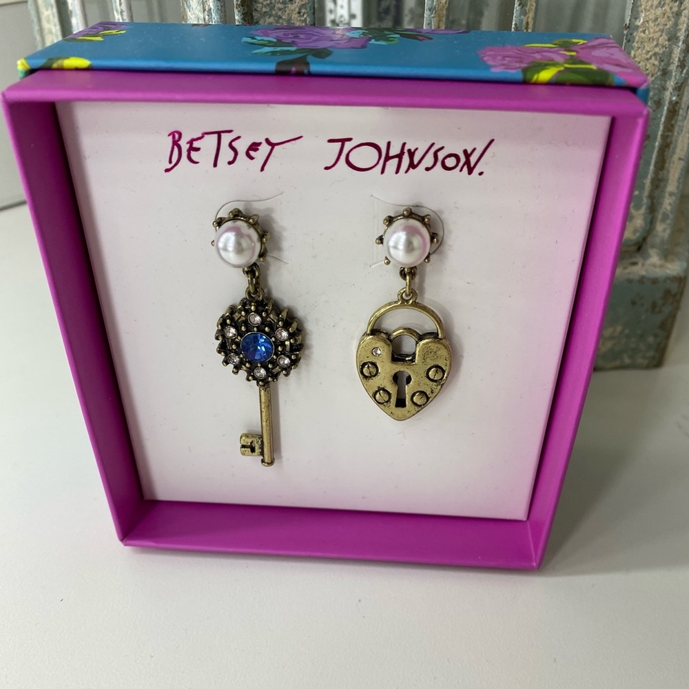 Betsey Johnson Lock And Key Earrings
